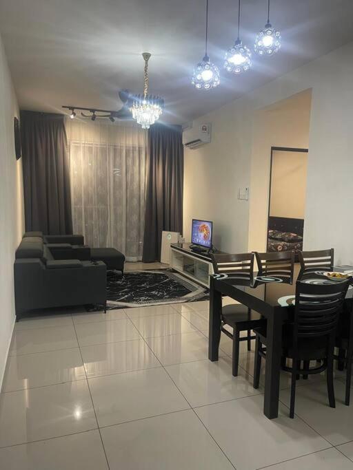 Felina Selayang Batu Caves Musiim Oniy Apartment Kuala Lumpur