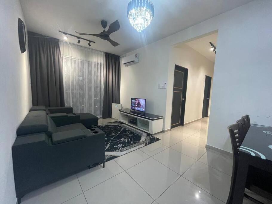 Felina Selayang Batu Caves Musiim Oniy Apartment *